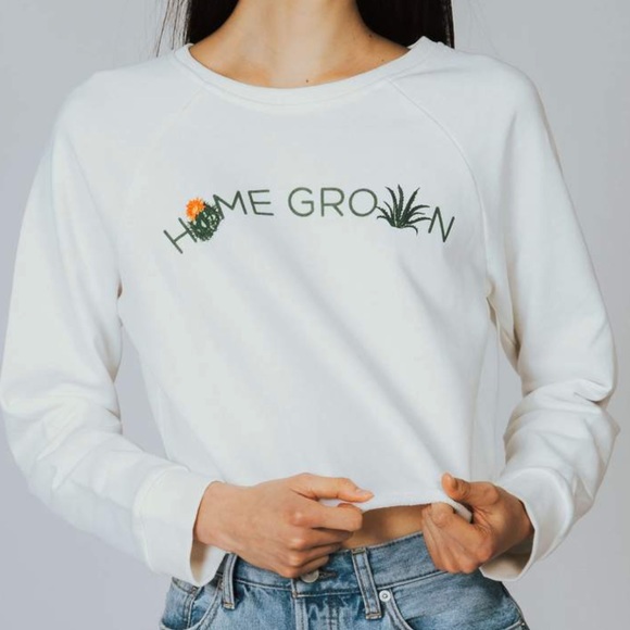 MINKPINK medium cropped white sweater - Picture 1 of 3